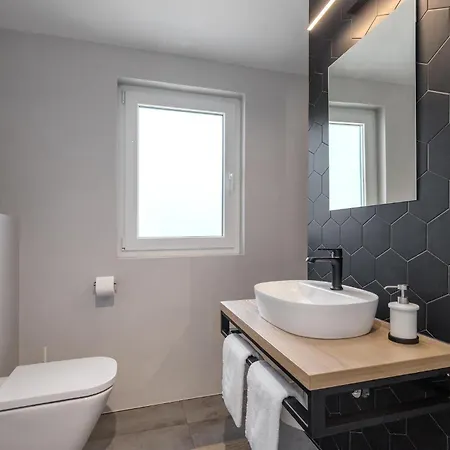 Holiday home In Sveti Lovrec With Kitchen
