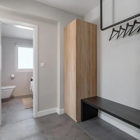 Pet Friendly In Sveti Lovrec *